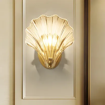 Artistic Glass Gold Shell Wall Sconce Image - 1