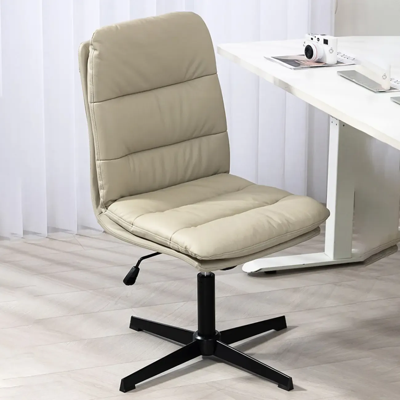 White Leather Tilt Lock Swivel Office Chairs Image - 1
