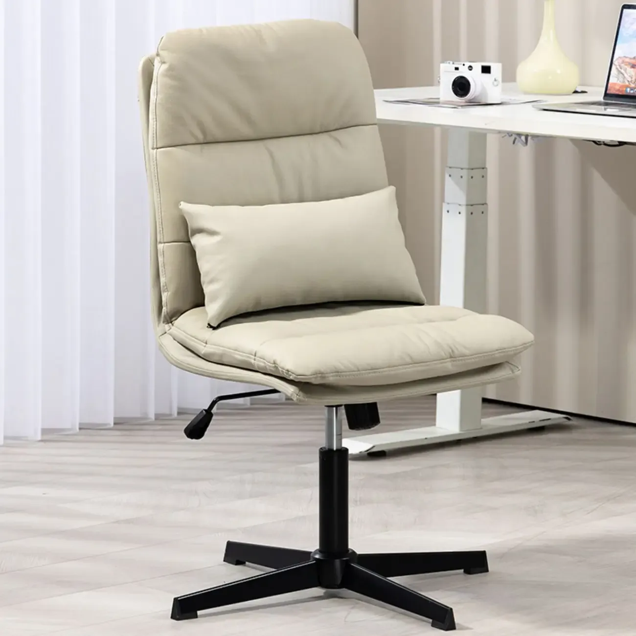 White Leather Tilt Lock Swivel Office Chairs Image - 3