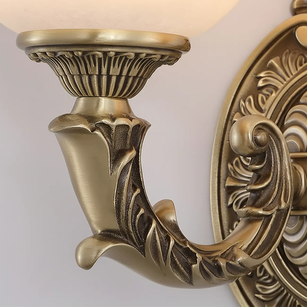 Vintage Brass Lotus Glass Shade Wall Sconce Light Image - 4 | homeyfad