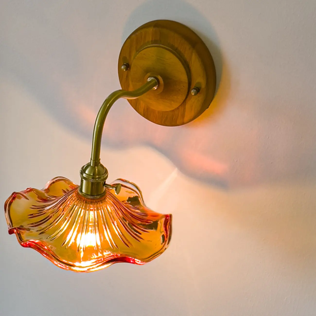 Vintage Wall Sconce with Floral Glass Shade for Indoor Space | homeyfad