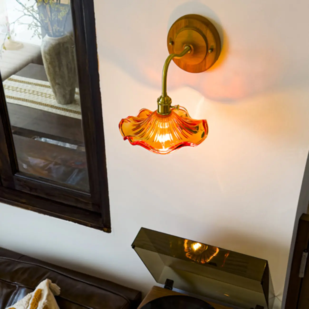 Vintage Wall Sconce with Floral Glass Shade for Indoor Space | homeyfad