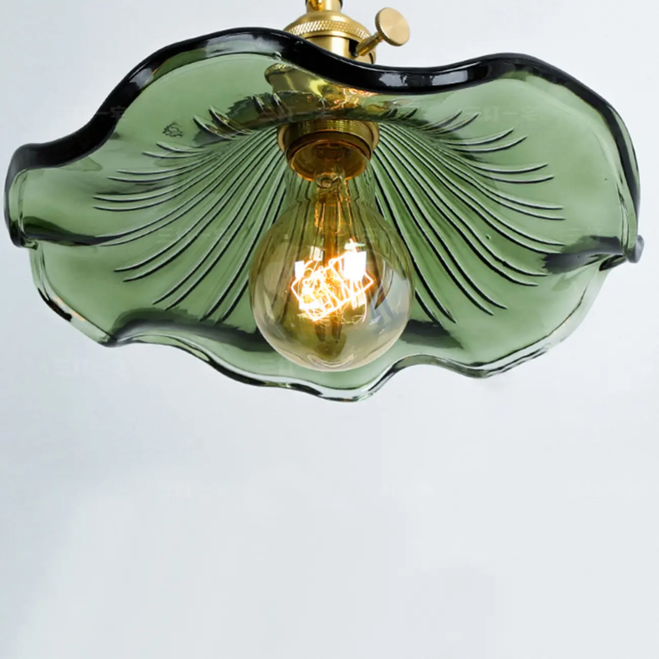 Vintage Wall Sconce with Floral Glass Shade for Indoor Space | homeyfad