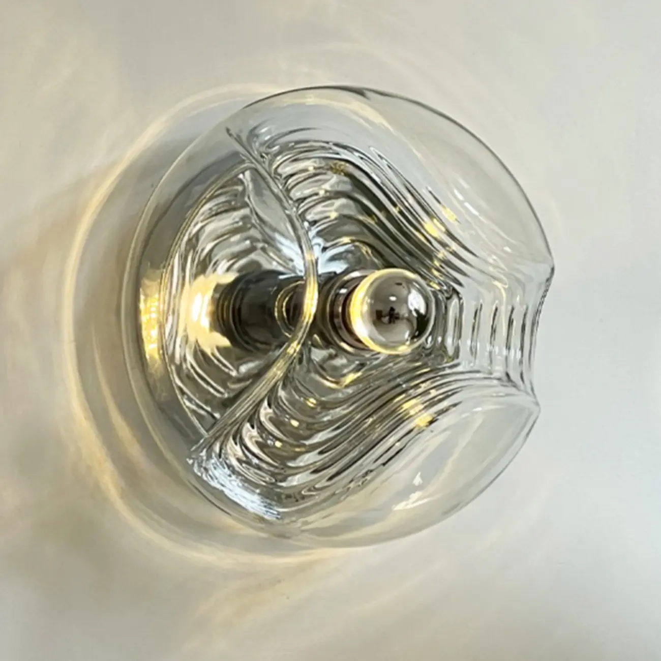 Contemporary Glass Clear Round Wall Sconce Image - 10 | homeyfad