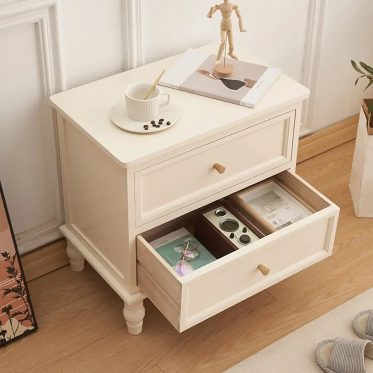 Classic Pure White Wood 3-Drawer Nightstand Image - 5