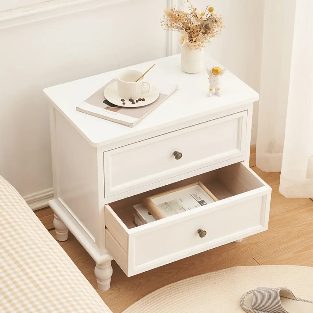 Classic Pure White Wood 3-Drawer Nightstand Image - 6