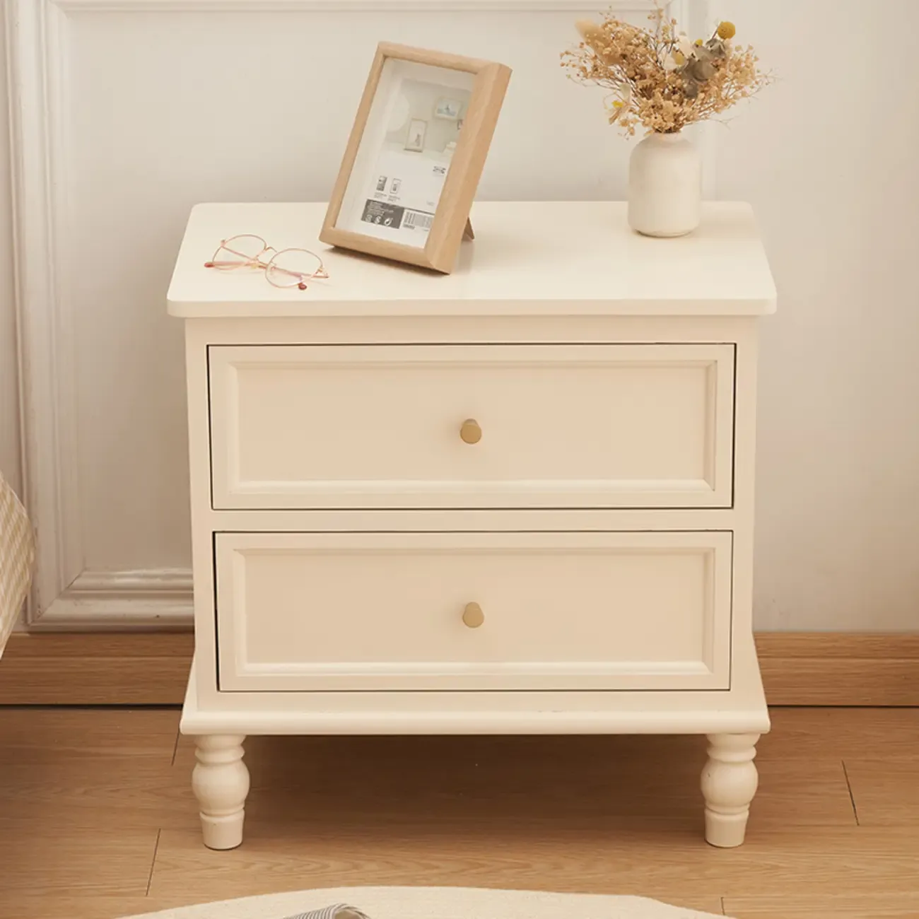 Classic Pure White Wood 3-Drawer Nightstand Image - 8