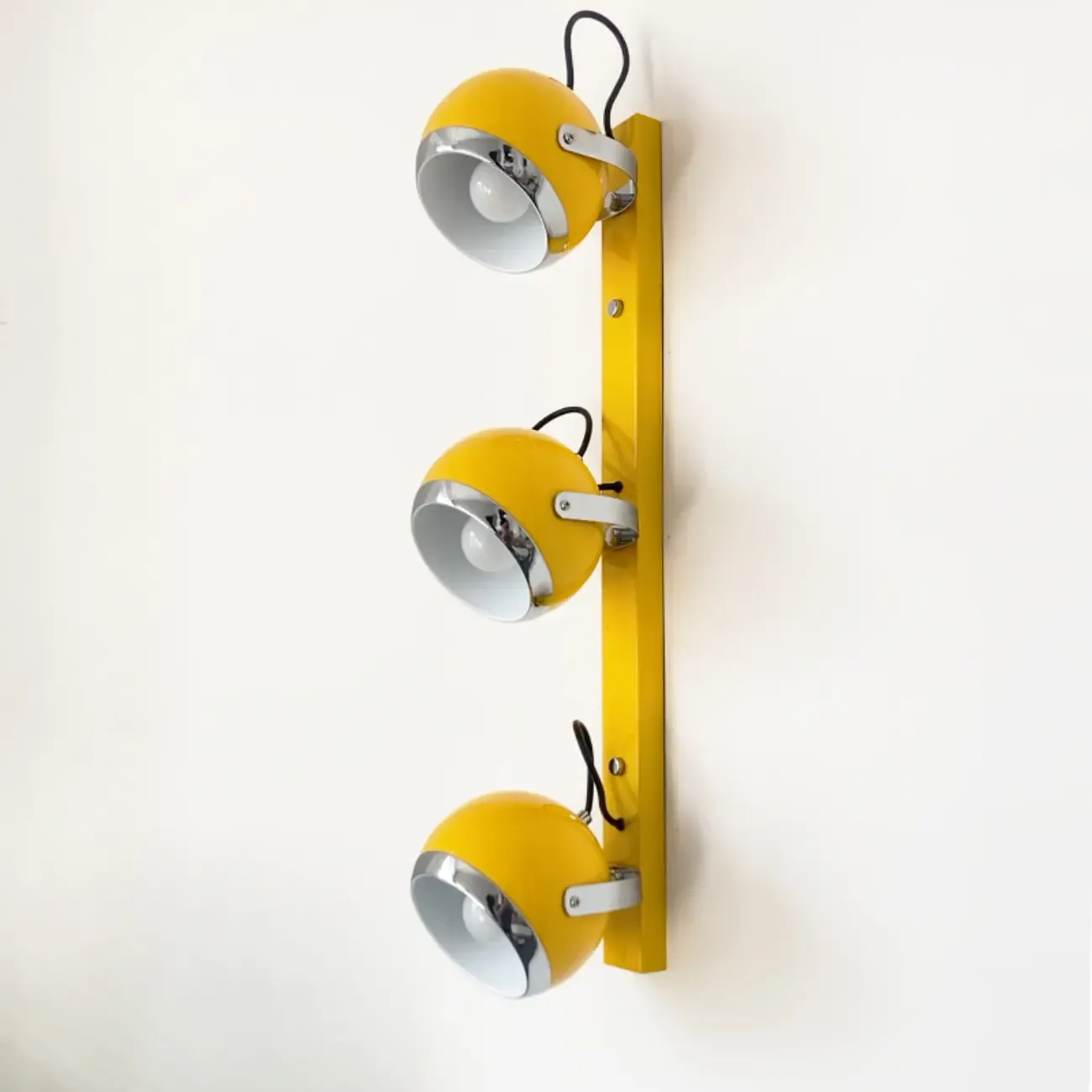 Retro Metal Yellow Red Adjustable Wall Sconce Image - 4