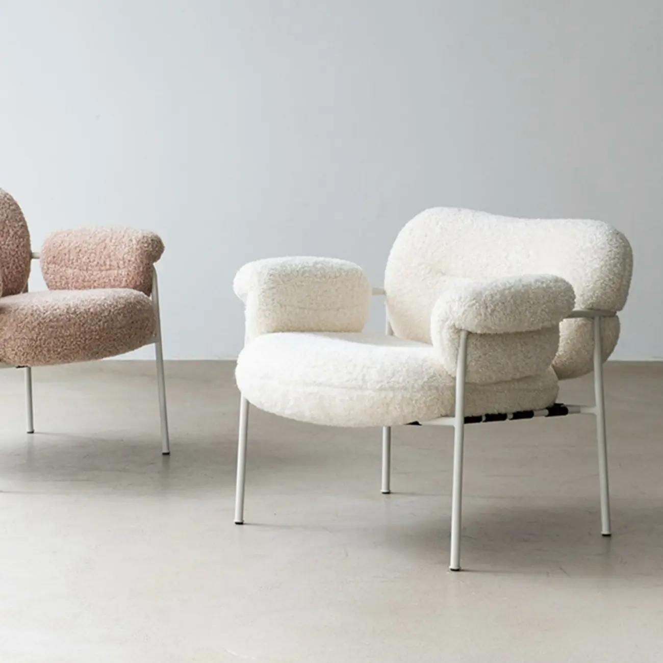 Contemporary Fabric Accent Chair with Tufting for Living Room Image - 5 | homeyfad