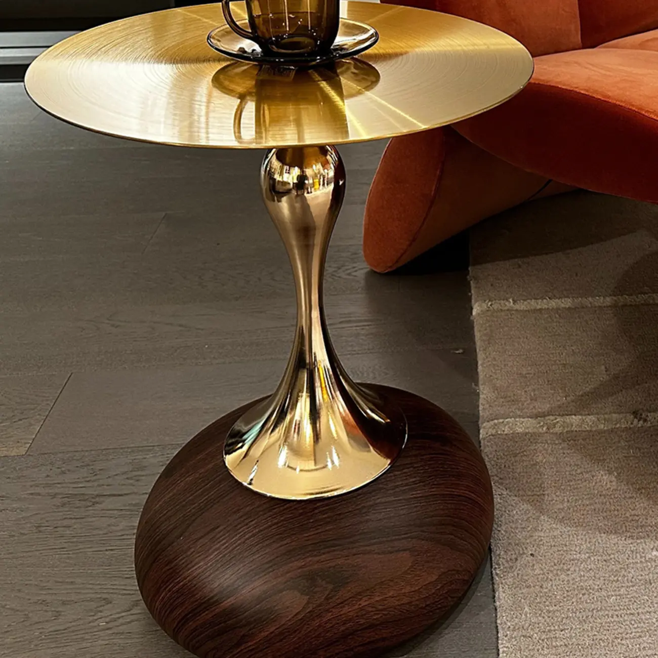Glam Metal Round End Table with Tulip Base for Living Room Image - 5 | homeyfad