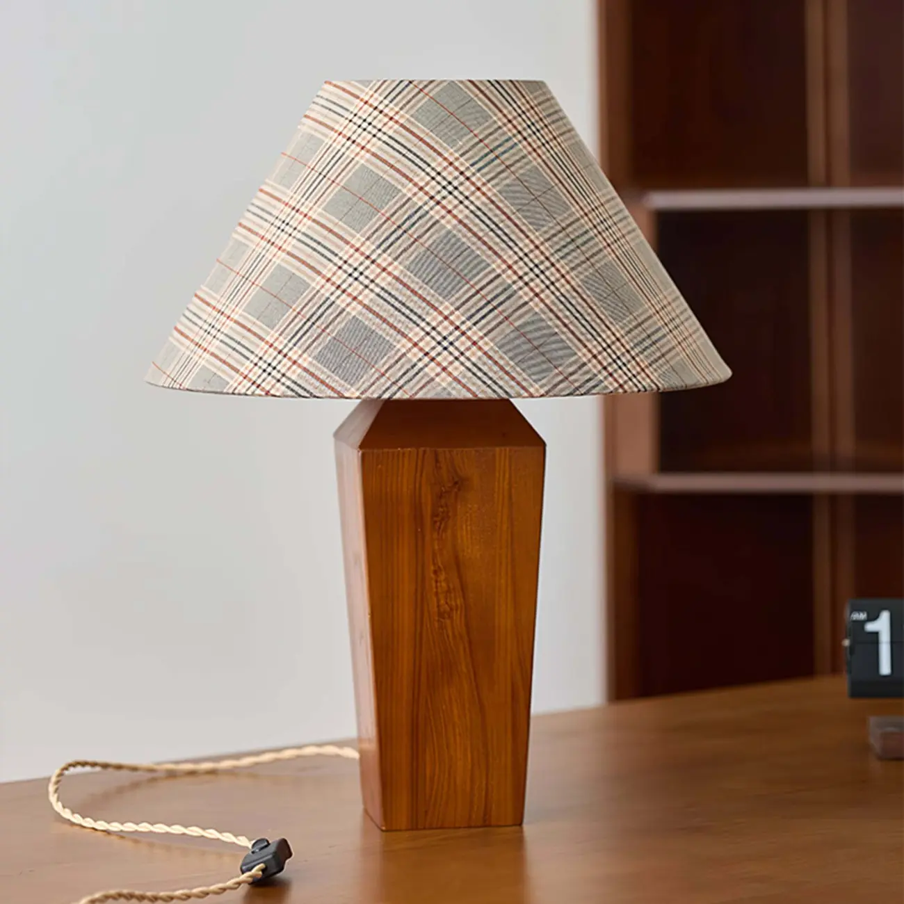 Elegant Wooden Plaid Table Lamp With Pyramid Shade Image - 4 | homeyfad