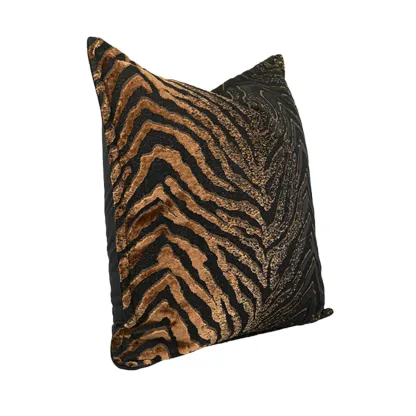 Luxury Tiger Pattern Gradient Polyester Decorative Pillow Image - 6