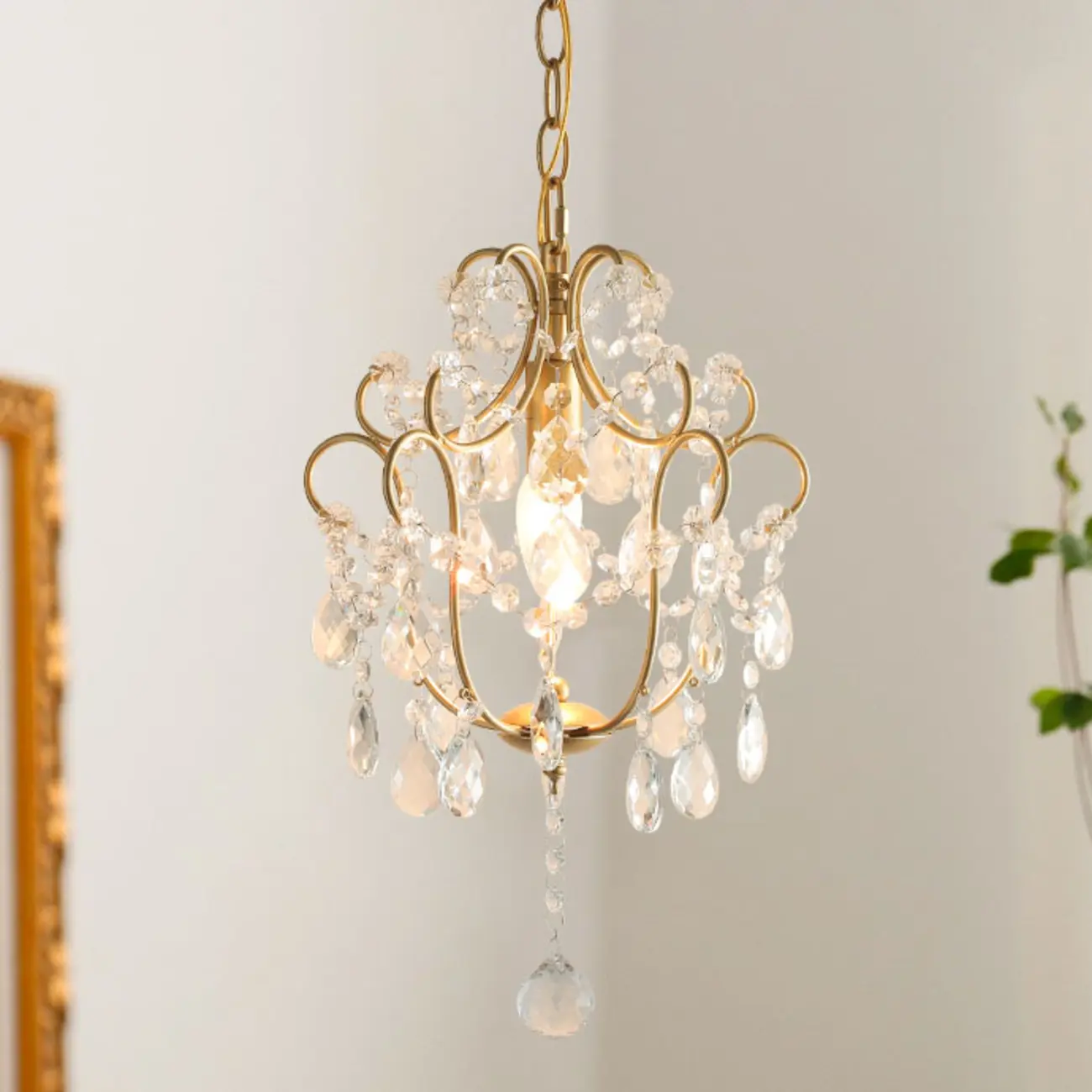 Elegant Gold Crystal Mini Kitchen Pendant Light Adjustable Chain Image - 1 | homeyfad