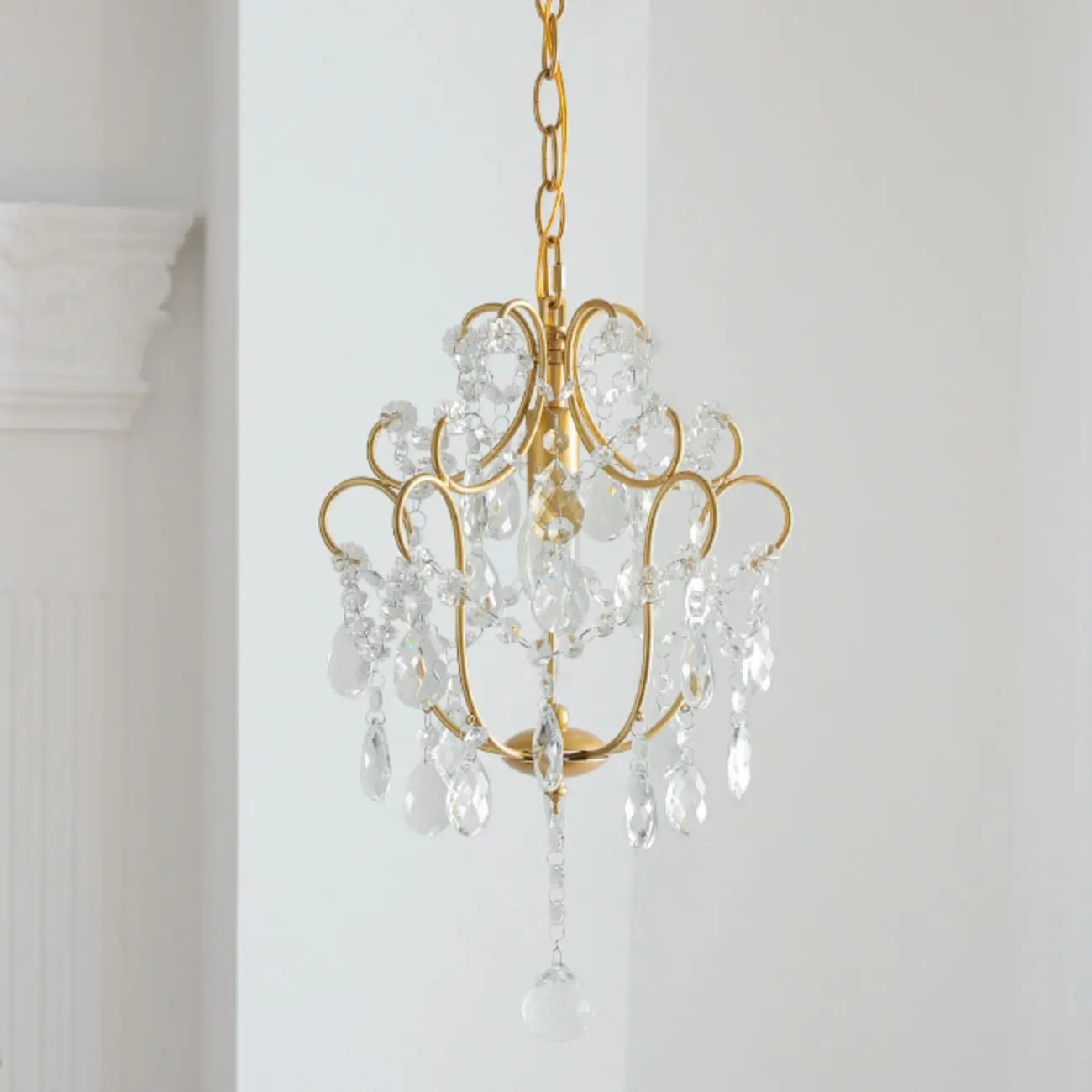 Elegant Gold Crystal Mini Kitchen Pendant Light Adjustable Chain Image - 2 | homeyfad