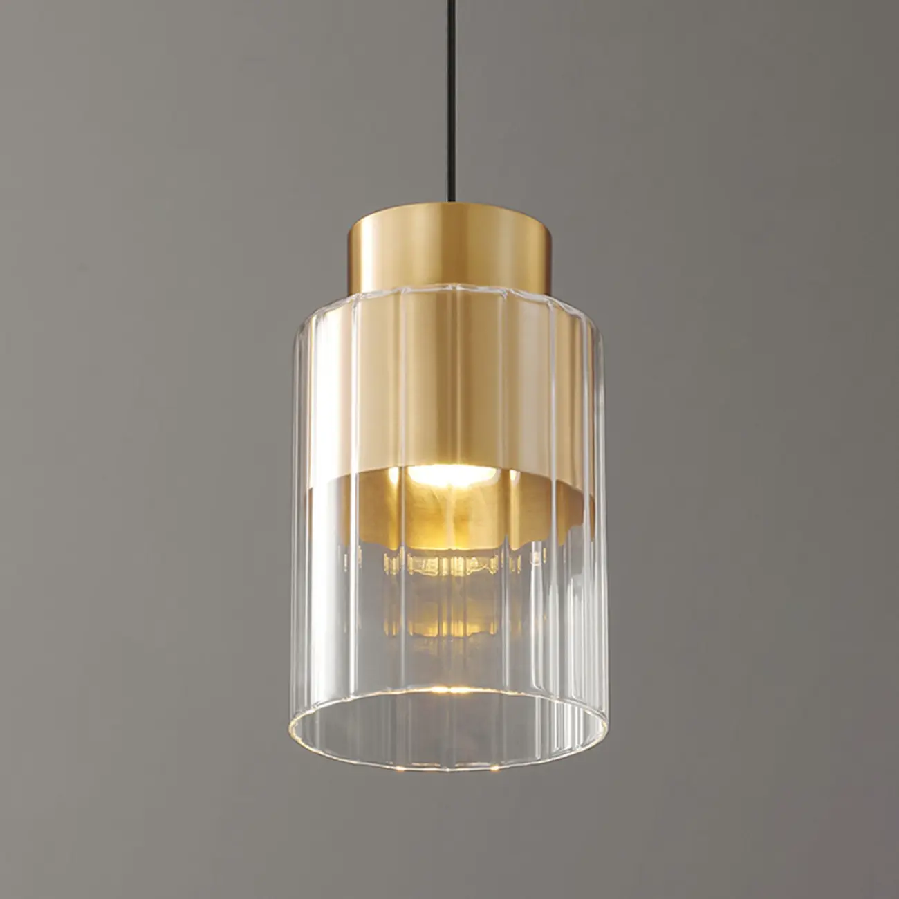 Minimalist Brass Clear Glass Cylinder Hanging Pendant Light  Image - 12 | homeyfad