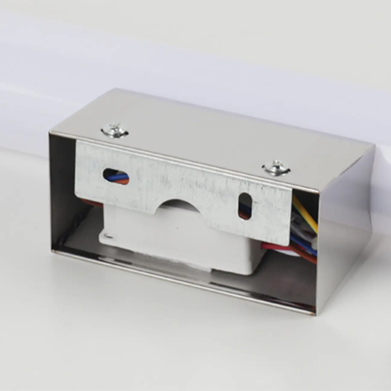 Minimalist Tube LED Vanity Light for Bathroom Image - 12 | homeyfad