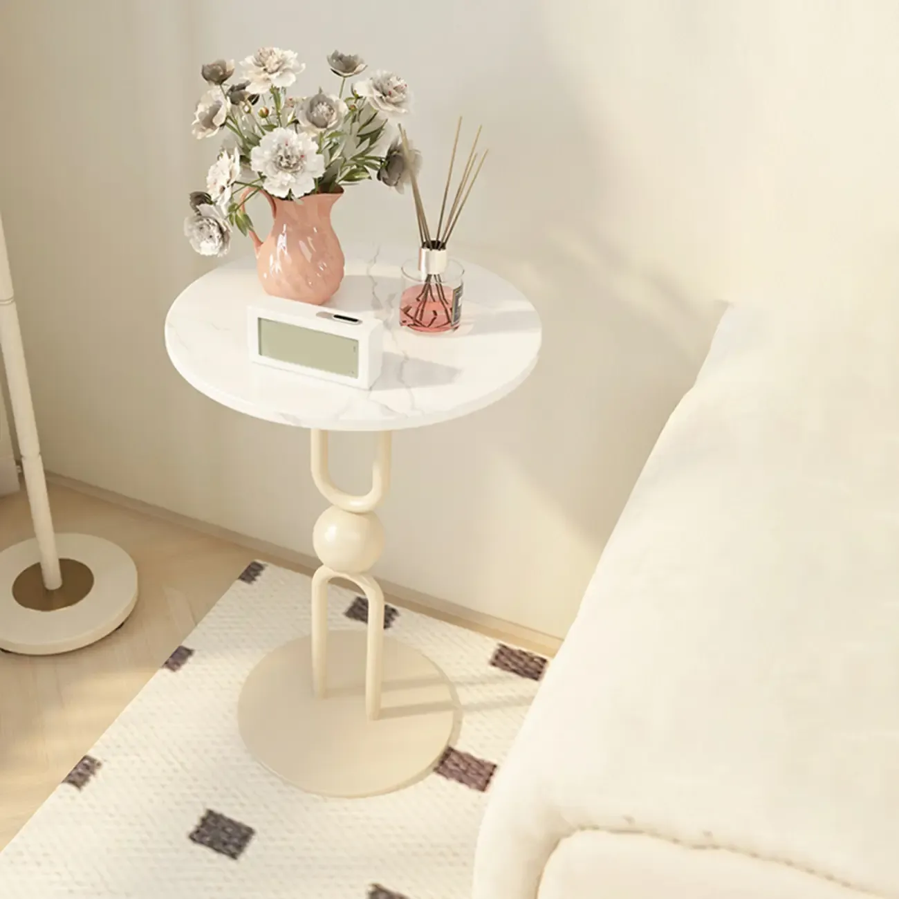 Luxurious Metal Round End Table with Glossy Finish for Tiny Room Image - 3