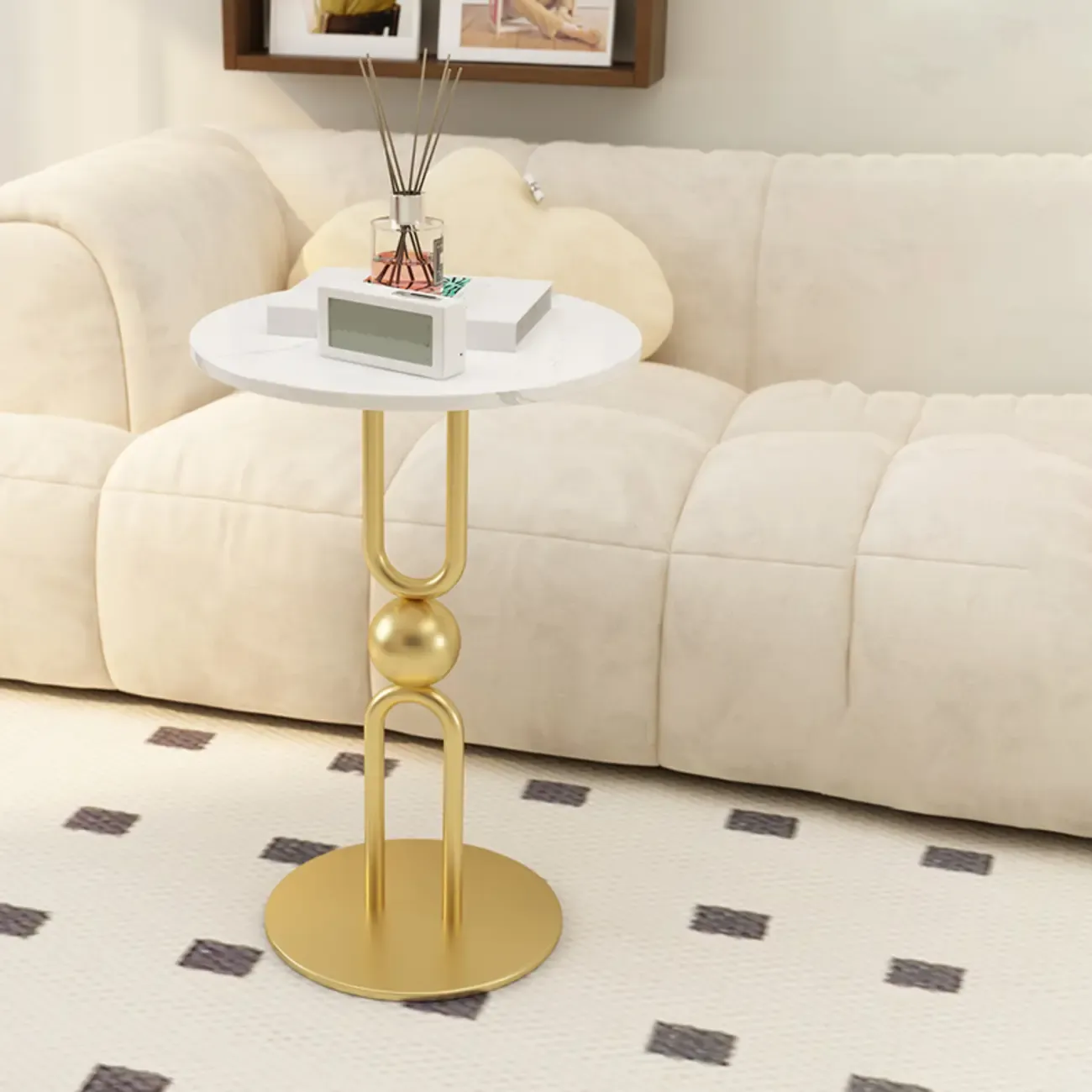 Luxurious Metal Round End Table with Glossy Finish for Tiny Room Image - 8
