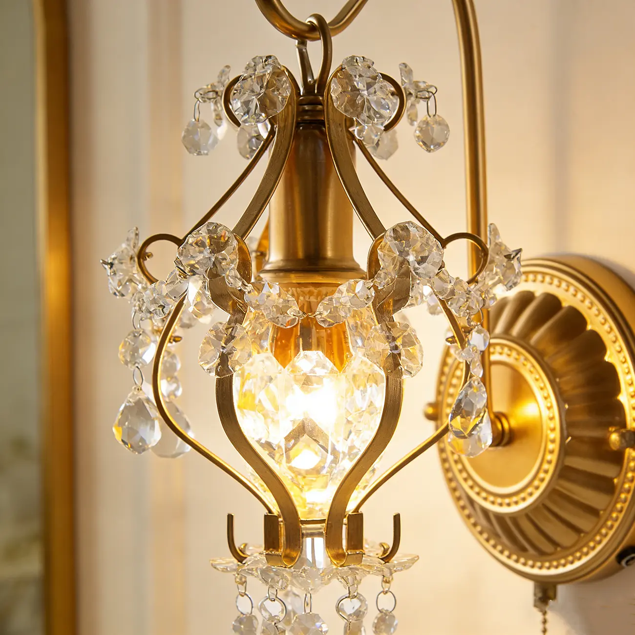 Elegant Gold Vintage Crystal Lantern Wall Sconce Rechargeable Image - 3 | homeyfad