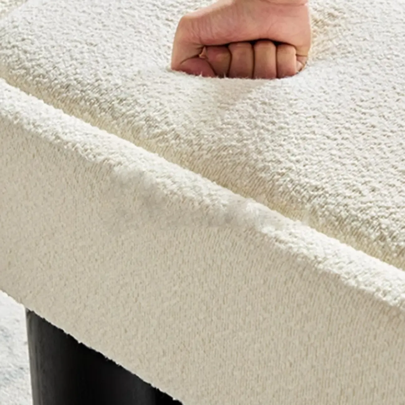 Simple White Upholstered Oval Entryway Bench Image - 7