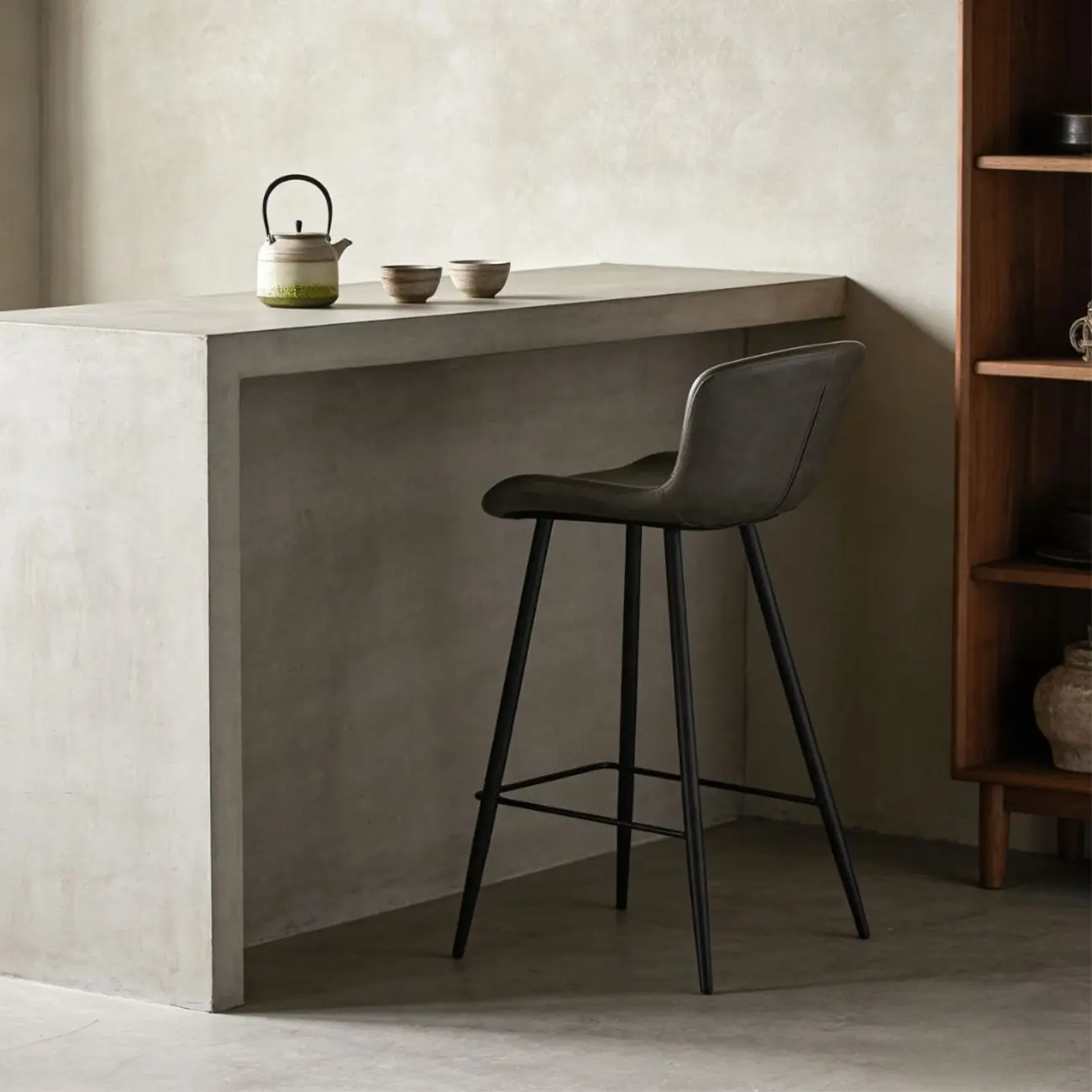 Brown Leather Saddle Seat Low Back Bar Stool Image - 6 | homeyfad