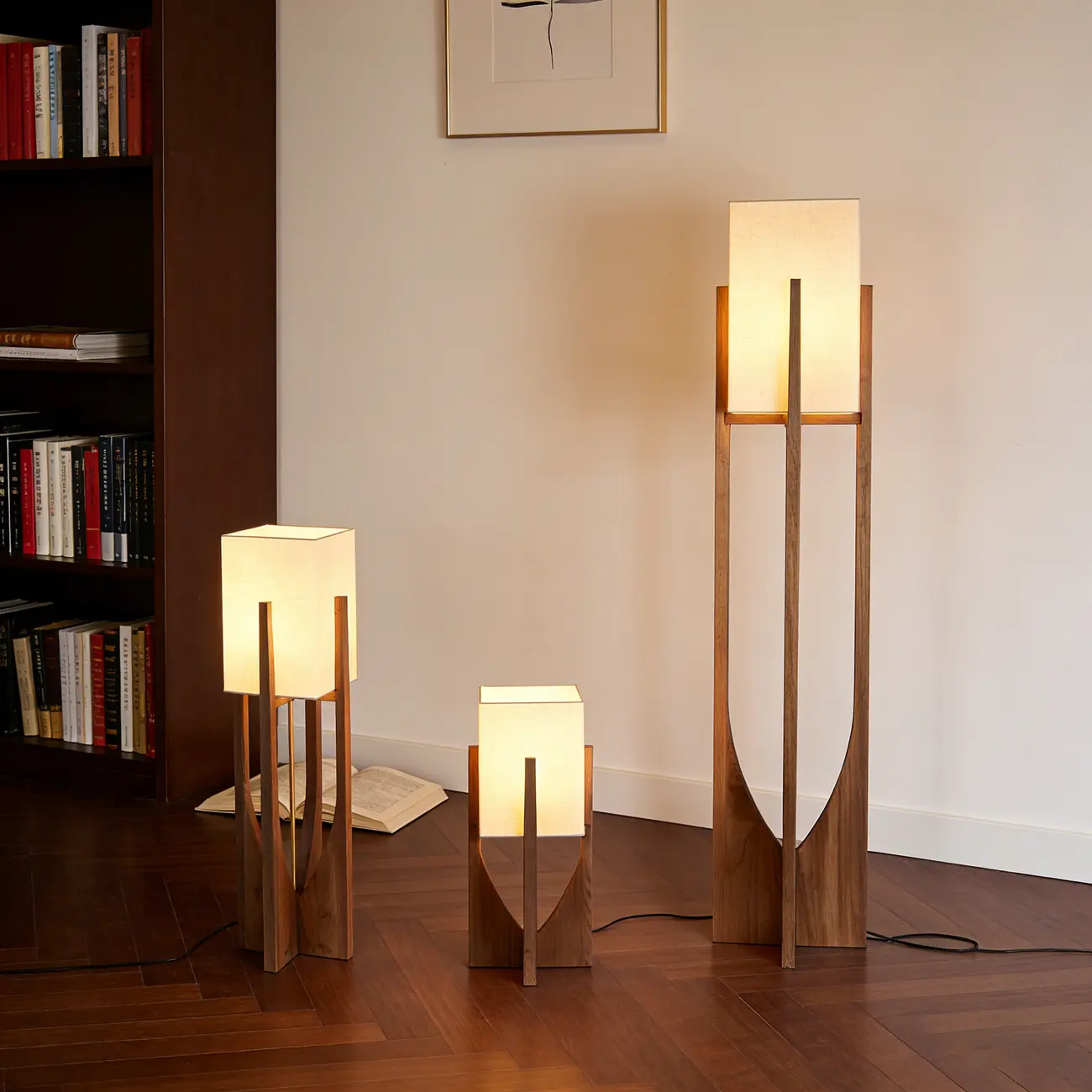 Vintage Wooden Torch LED Floor Lamps with Fabric Shade Image - 3 | homeyfad