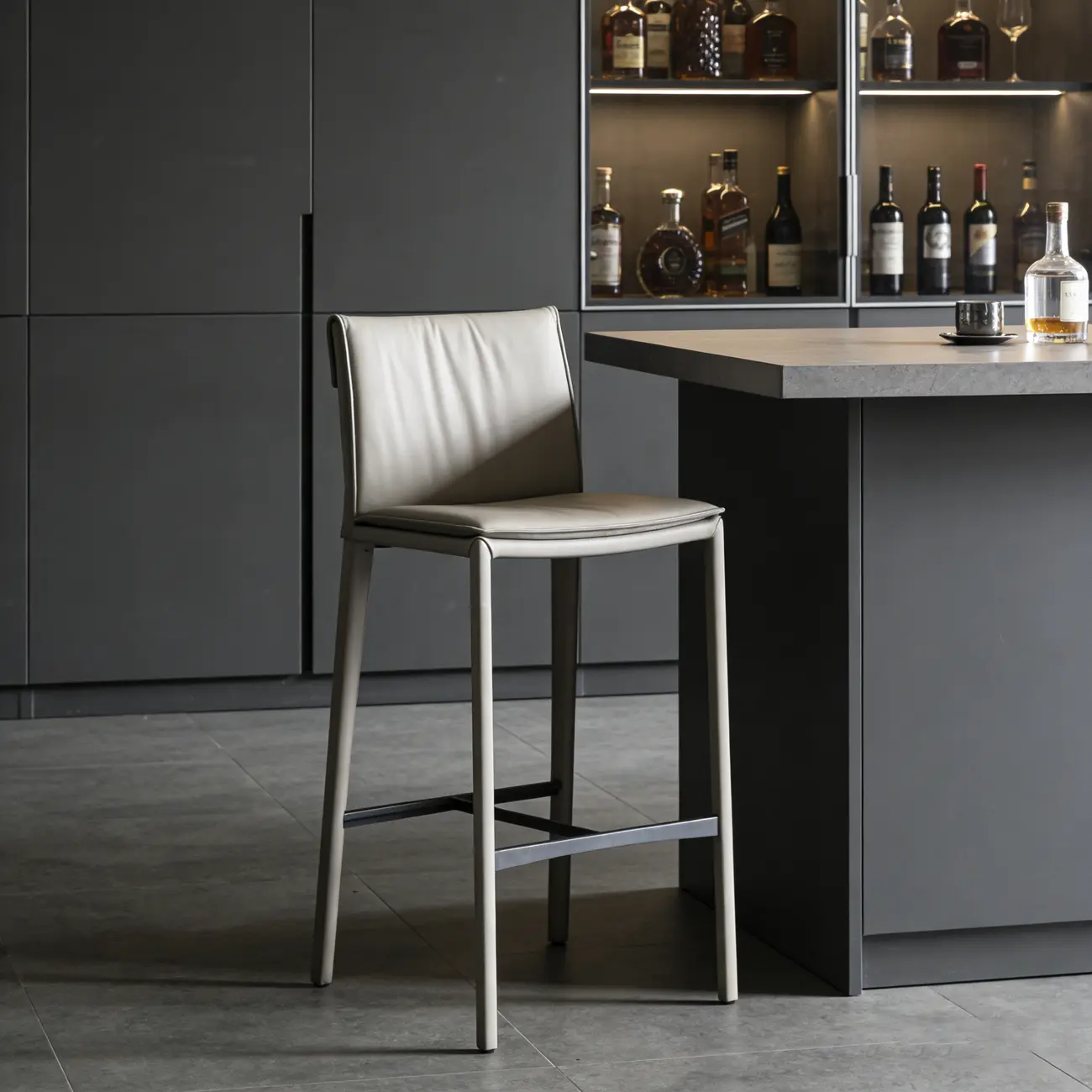 Minimalist Genuine Leather Sleek Tapered Bar Stools Low Back Image - 5 | homeyfad