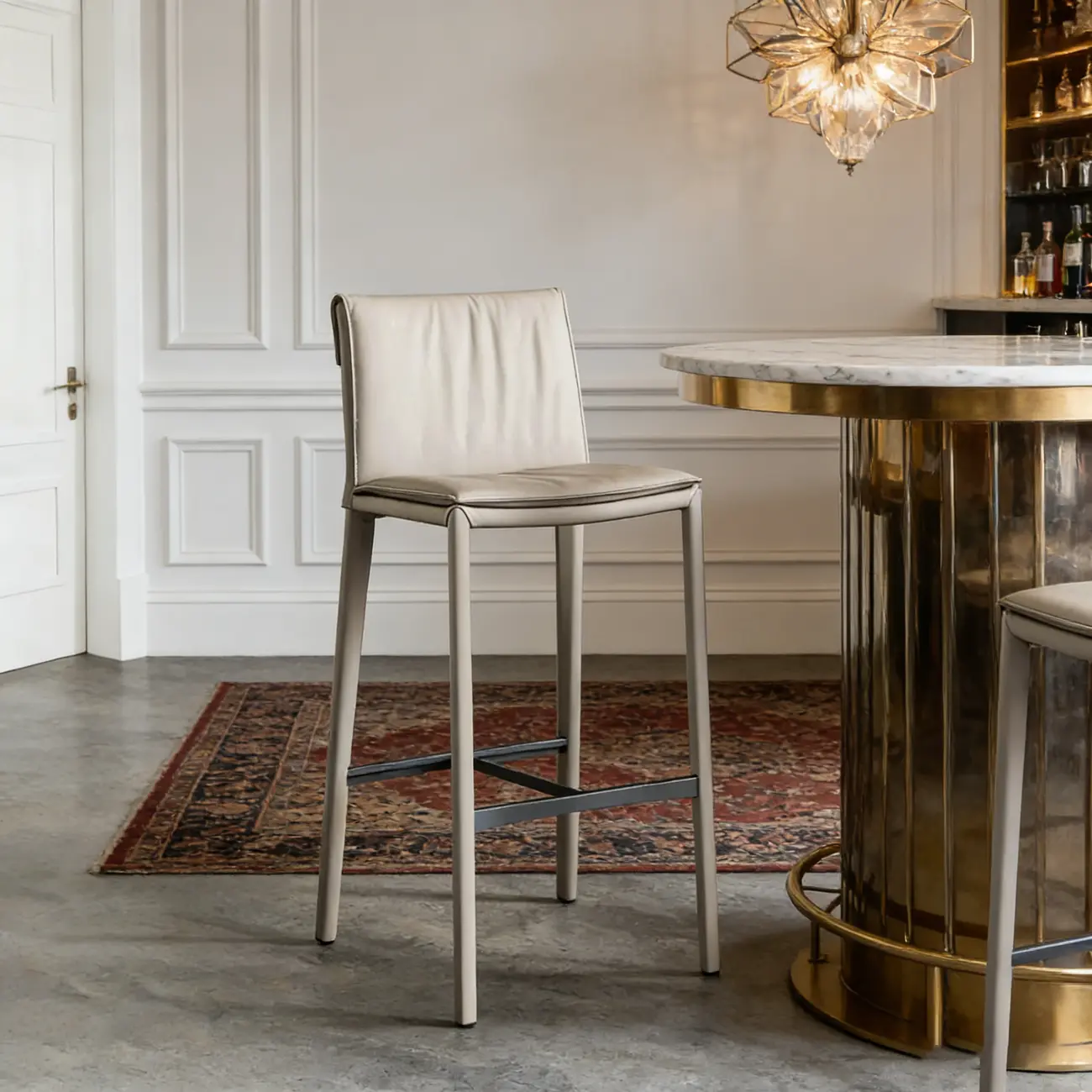 Minimalist Genuine Leather Sleek Tapered Bar Stools Low Back Image - 1 | homeyfad