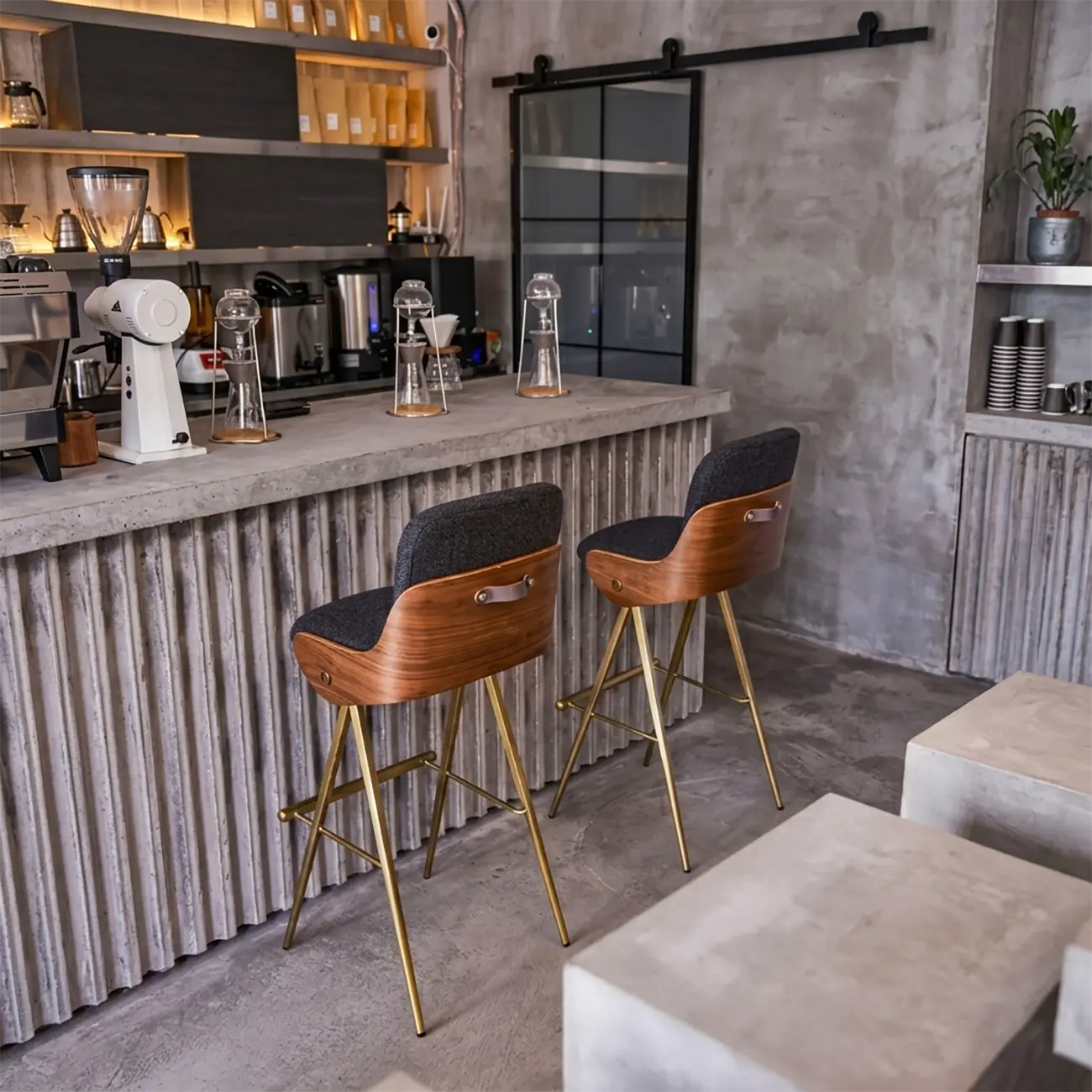 Modern Industrial Curved Back 30" Bar Stool With Footrest Image - 3 | homeyfad