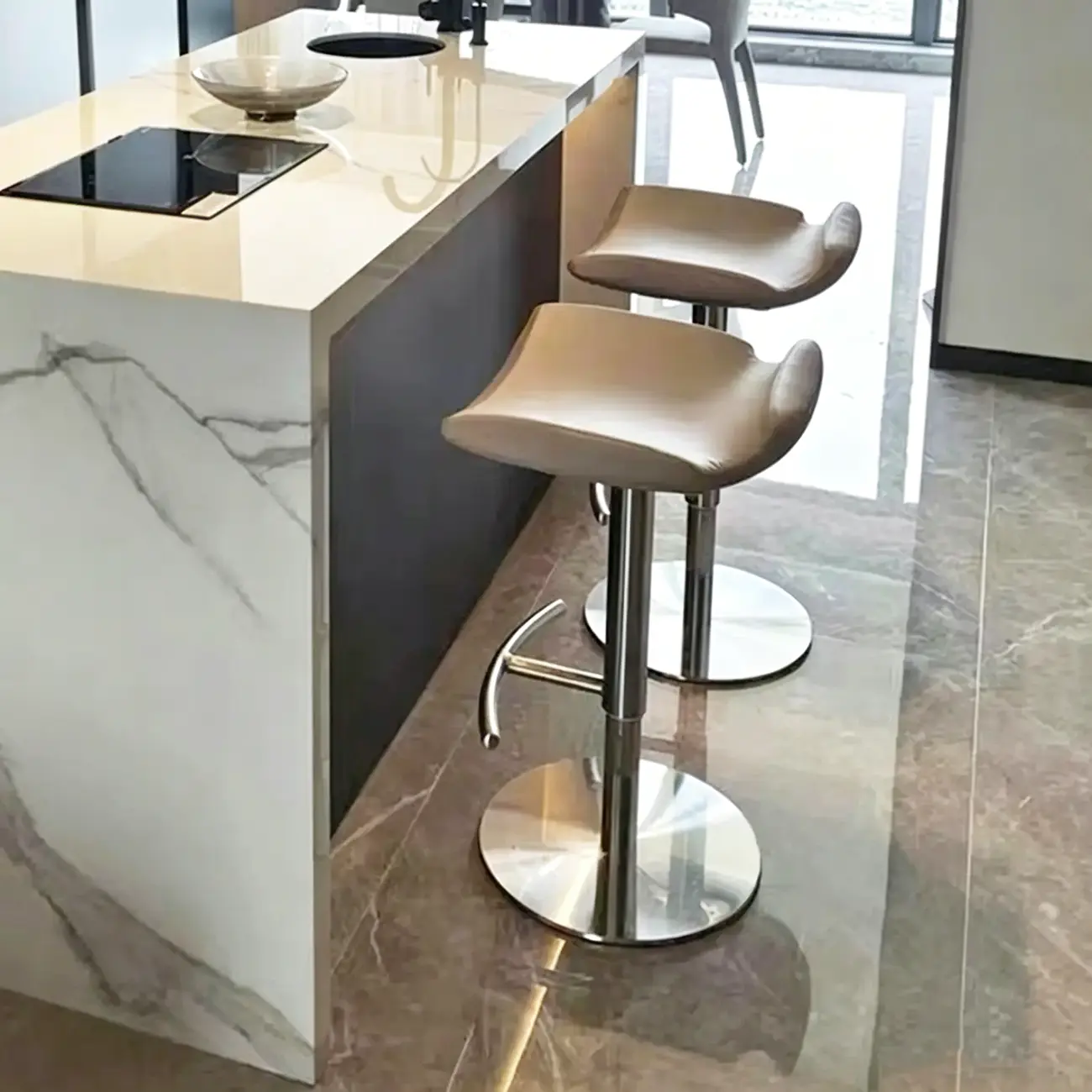 Adjustable Modern Faux Leather Swivel Bar Stools With Footrest Image - 6 | homeyfad