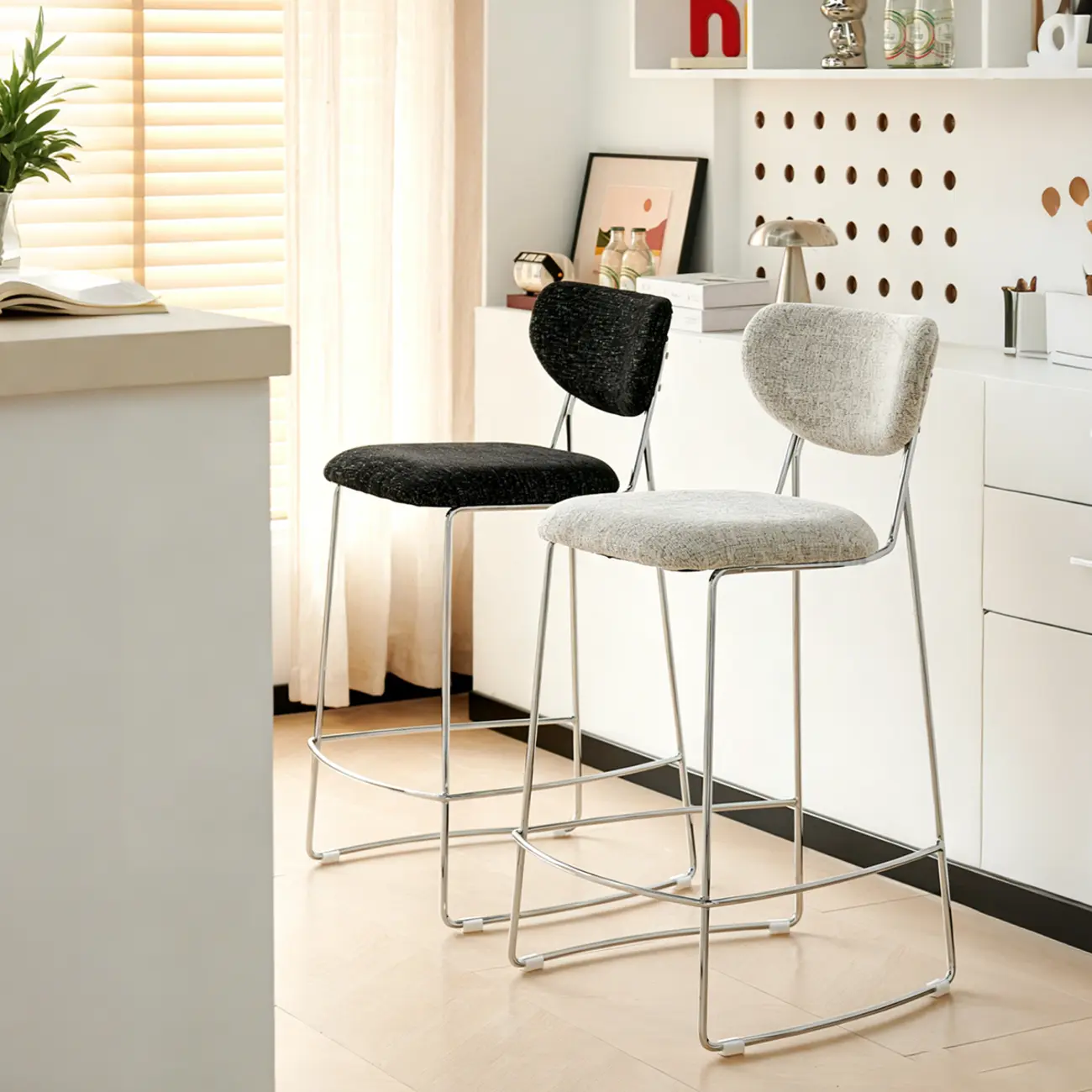 Minimalist Solid Steel Upholstered Kitchen Counter Stool Image - 8 | homeyfad