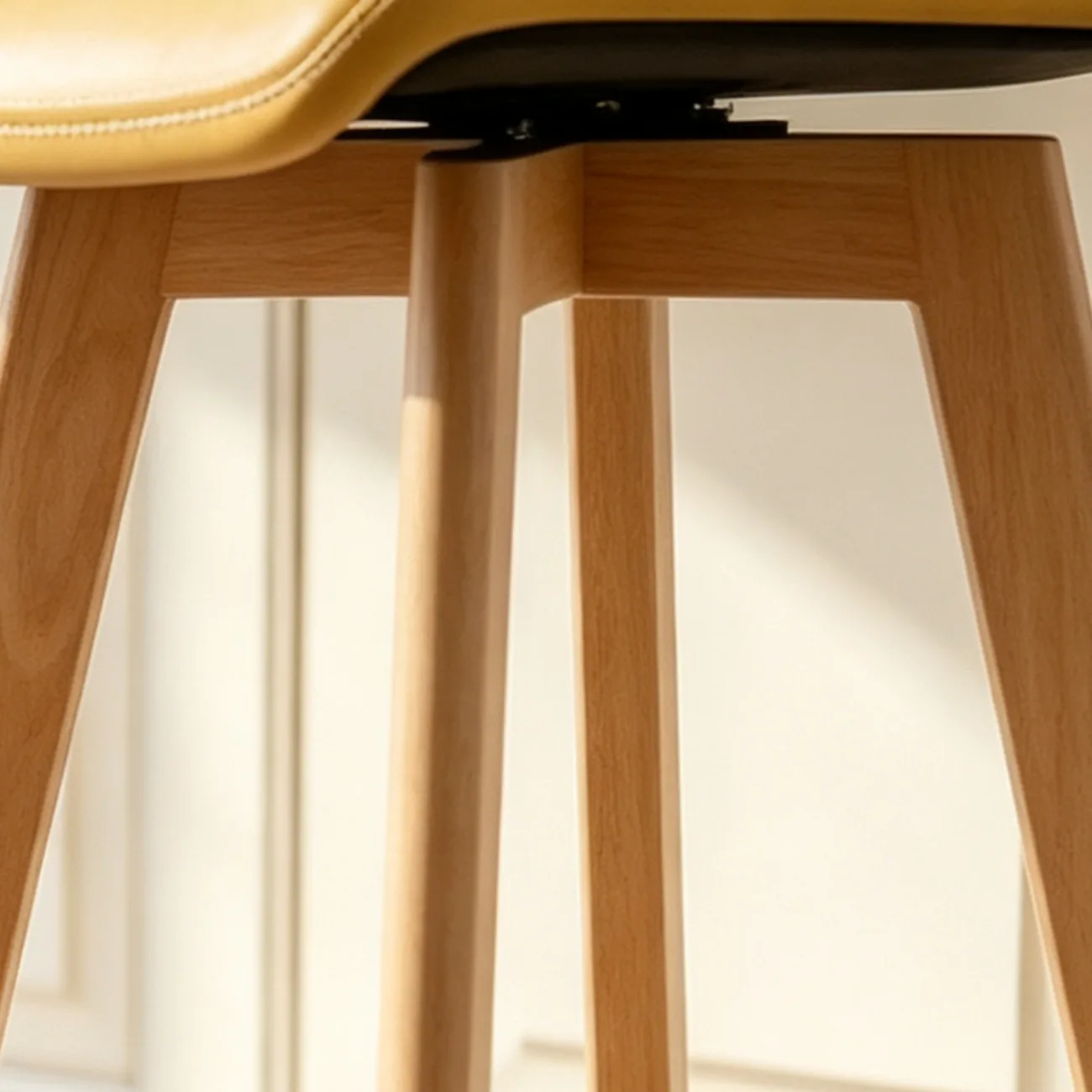 Saddle Seat Leather Counter Height Low Back Swivel Bar Stools Image - 8 | homeyfad