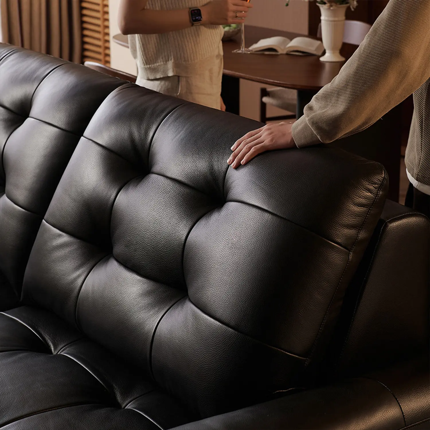 Mid-Century Modern Top-Grain Leather Tufted Power Pull-Out Sofa Bed Image - 20 | homeyfad