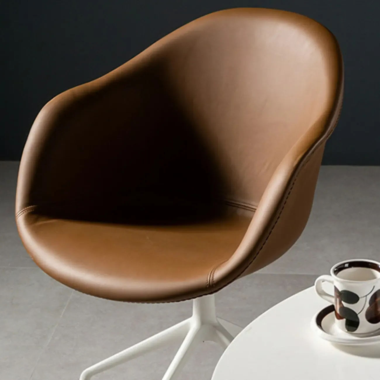 Simple Brown Adjustable Swivel Office Chair Image - 16