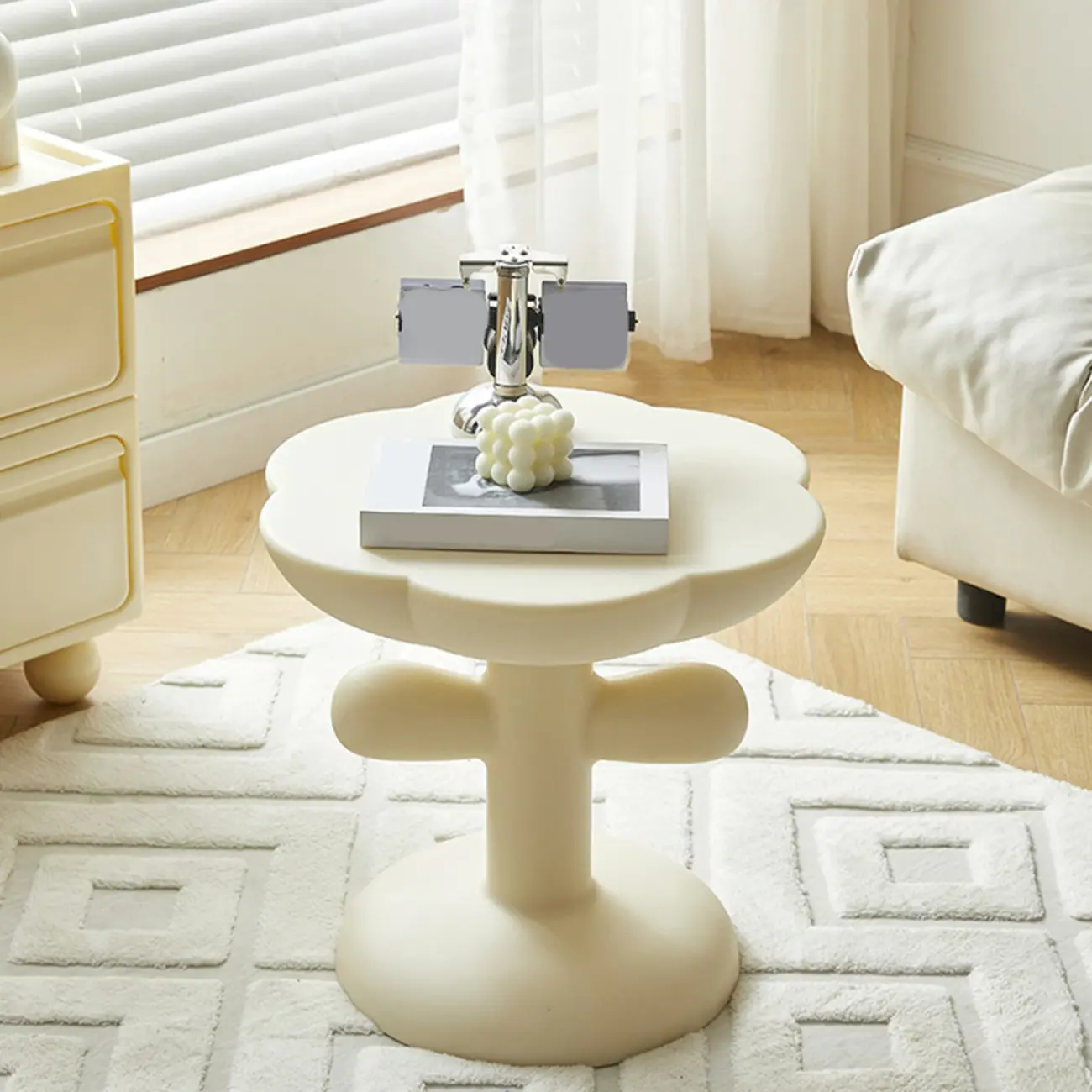 Minimalist Plastic Free Form End Table for Living Room Image - 3 | homeyfad