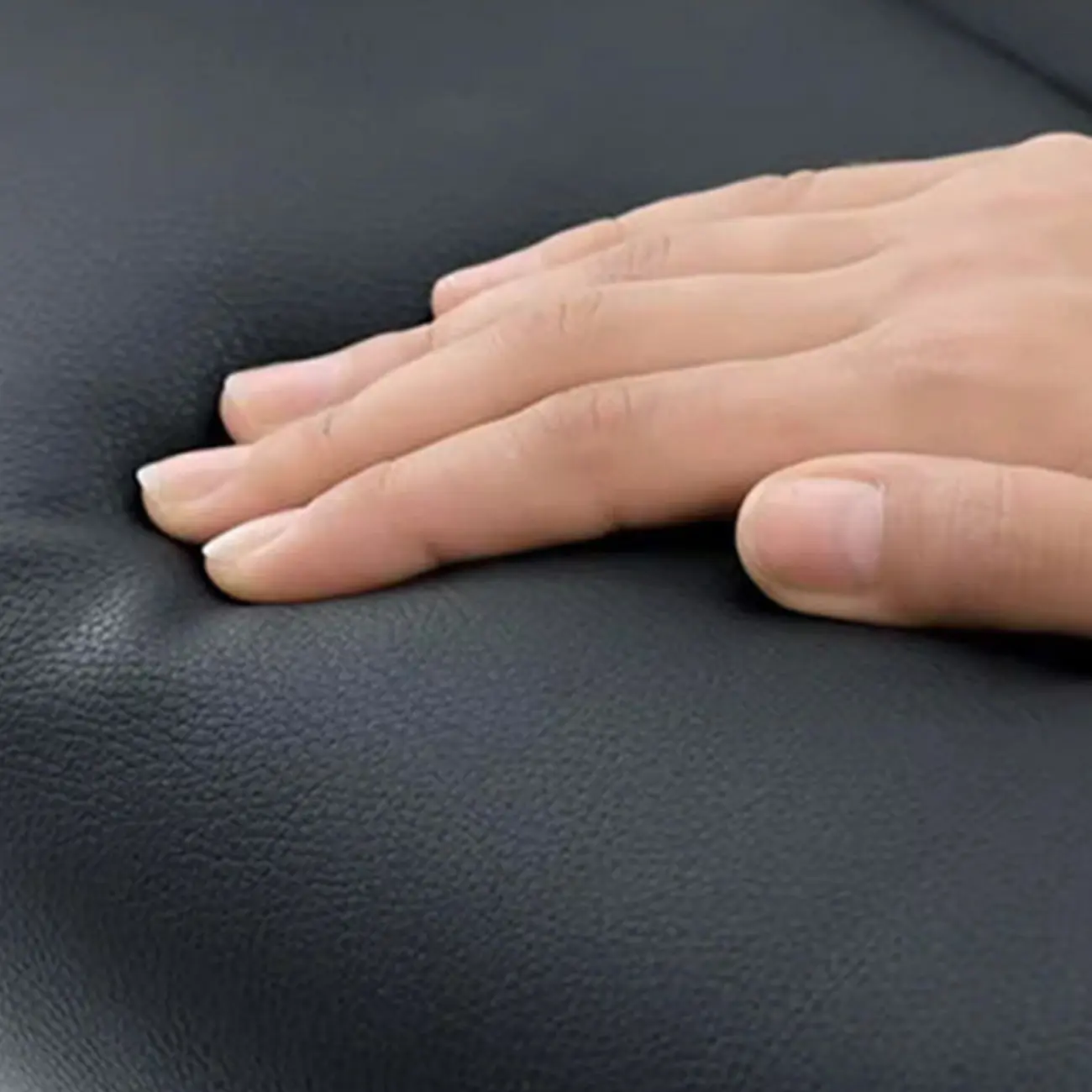 Modern Black Leather Ergonomic Swivel Office Chair Image - 6 | homeyfad