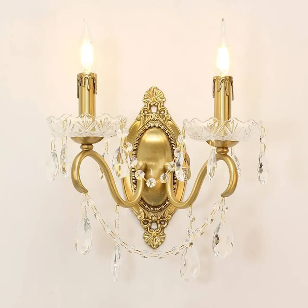Vintage Crystal Wall Sconce with Gold Finish Image - 1