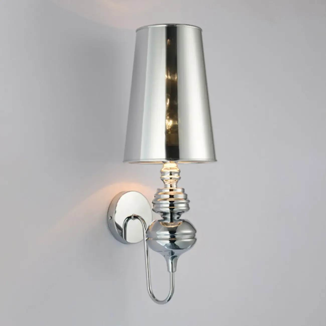 Modern Metal Cylinder Shade Wall Sconce Image - 3