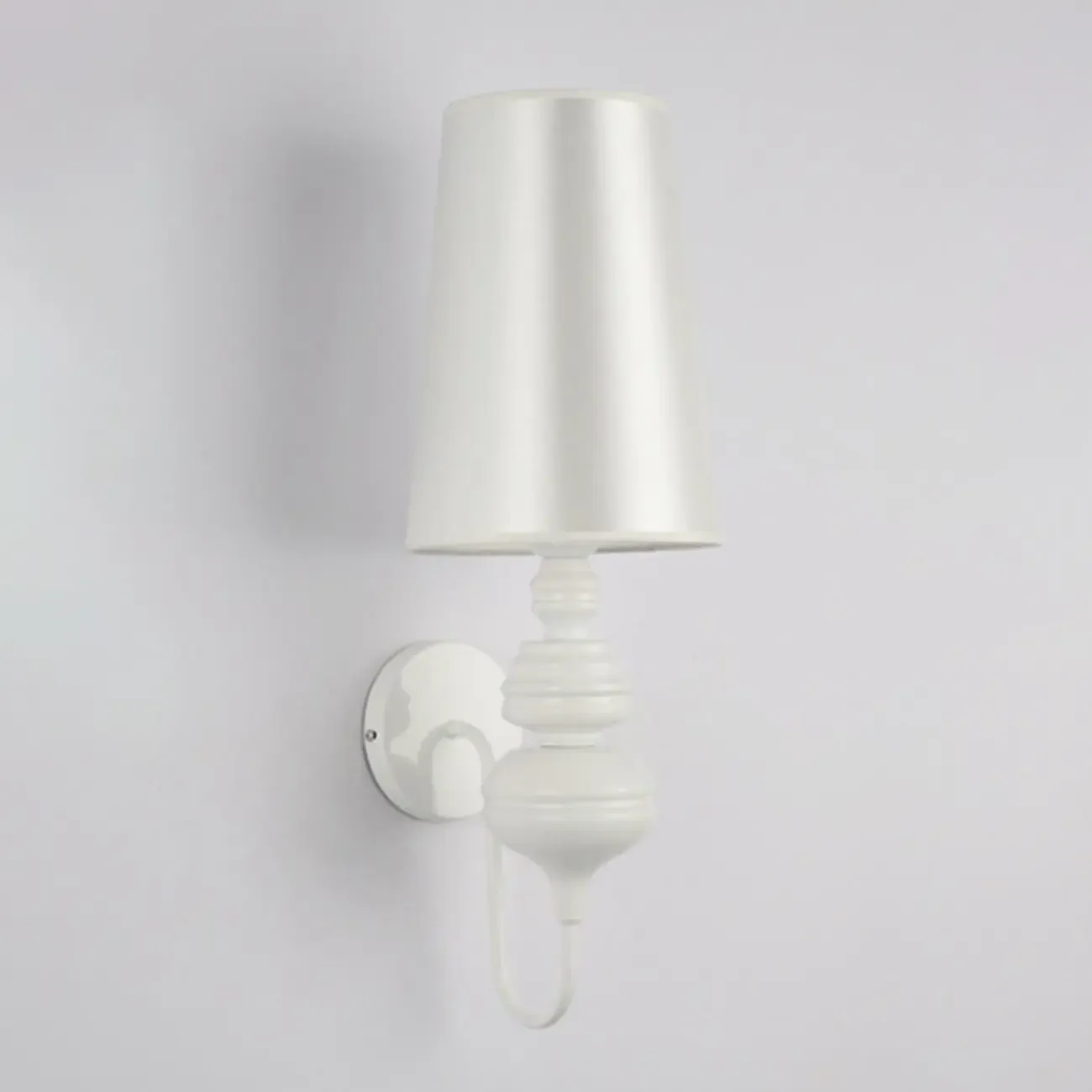 Modern Metal Cylinder Shade Wall Sconce Image - 14