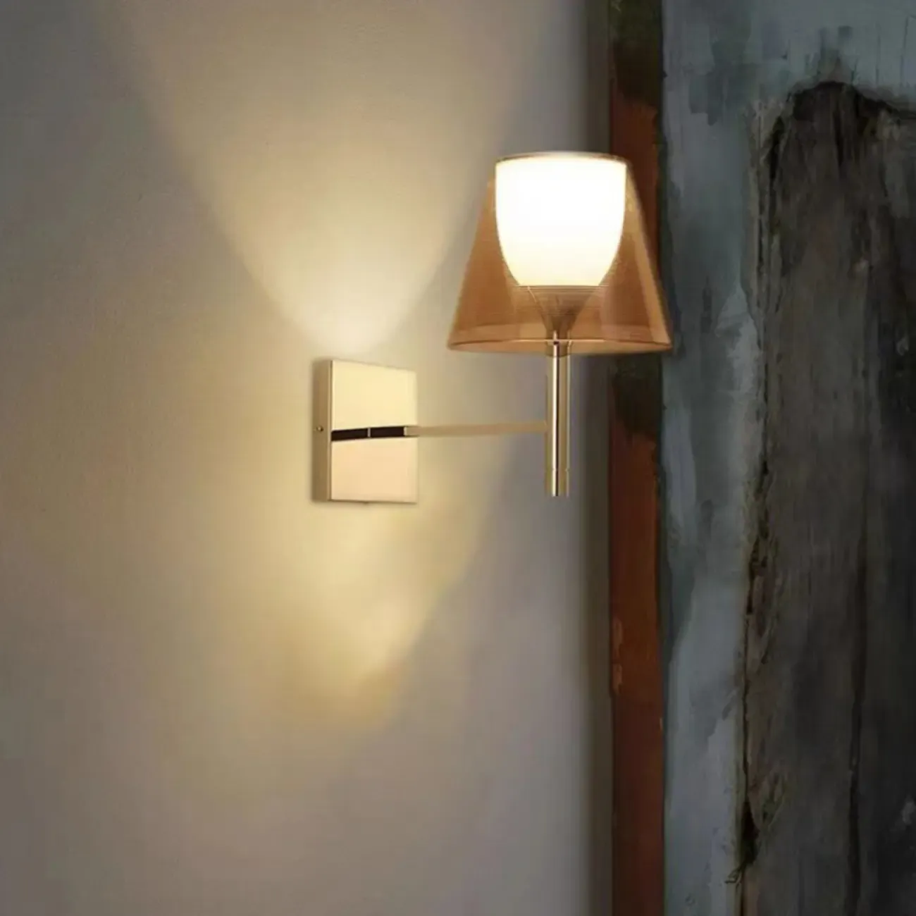 Modern Simple Metal Mini Wall Sconce Image - 2