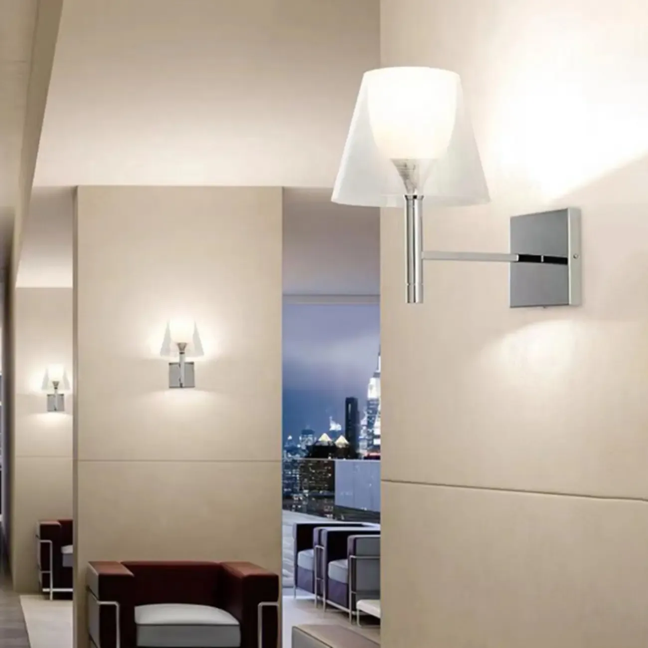 Modern Simple Metal Mini Wall Sconce Image - 4