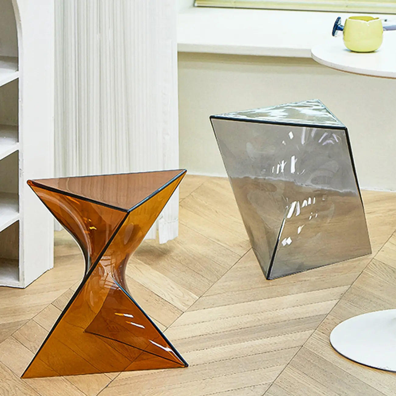 Stylish Acrylic Triangle End Table with Twisted Base for Restroom Image - 2 | homeyfad