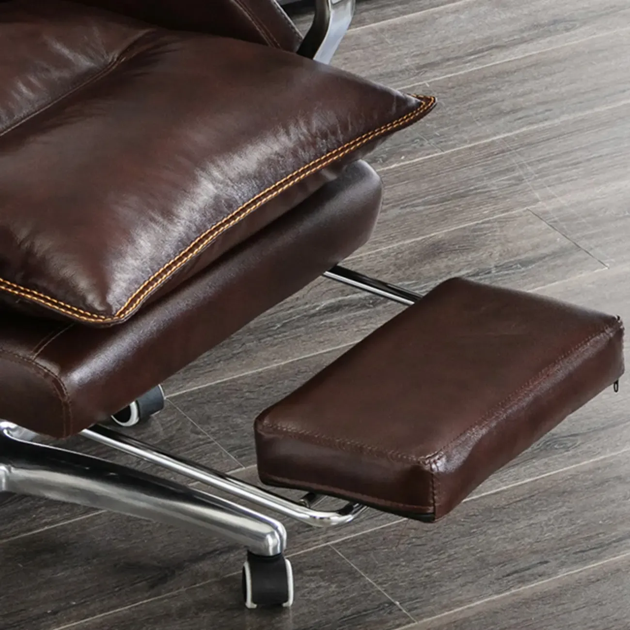 Executive Reddish Brown Leather Reclining Office Chair Image - 9