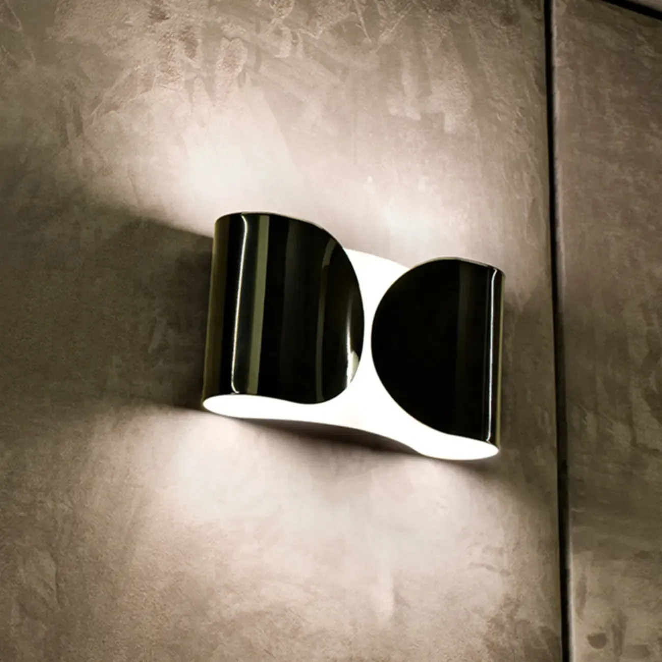 Contemporary Metal 2-Light Curved Wall Sconce Image - 17