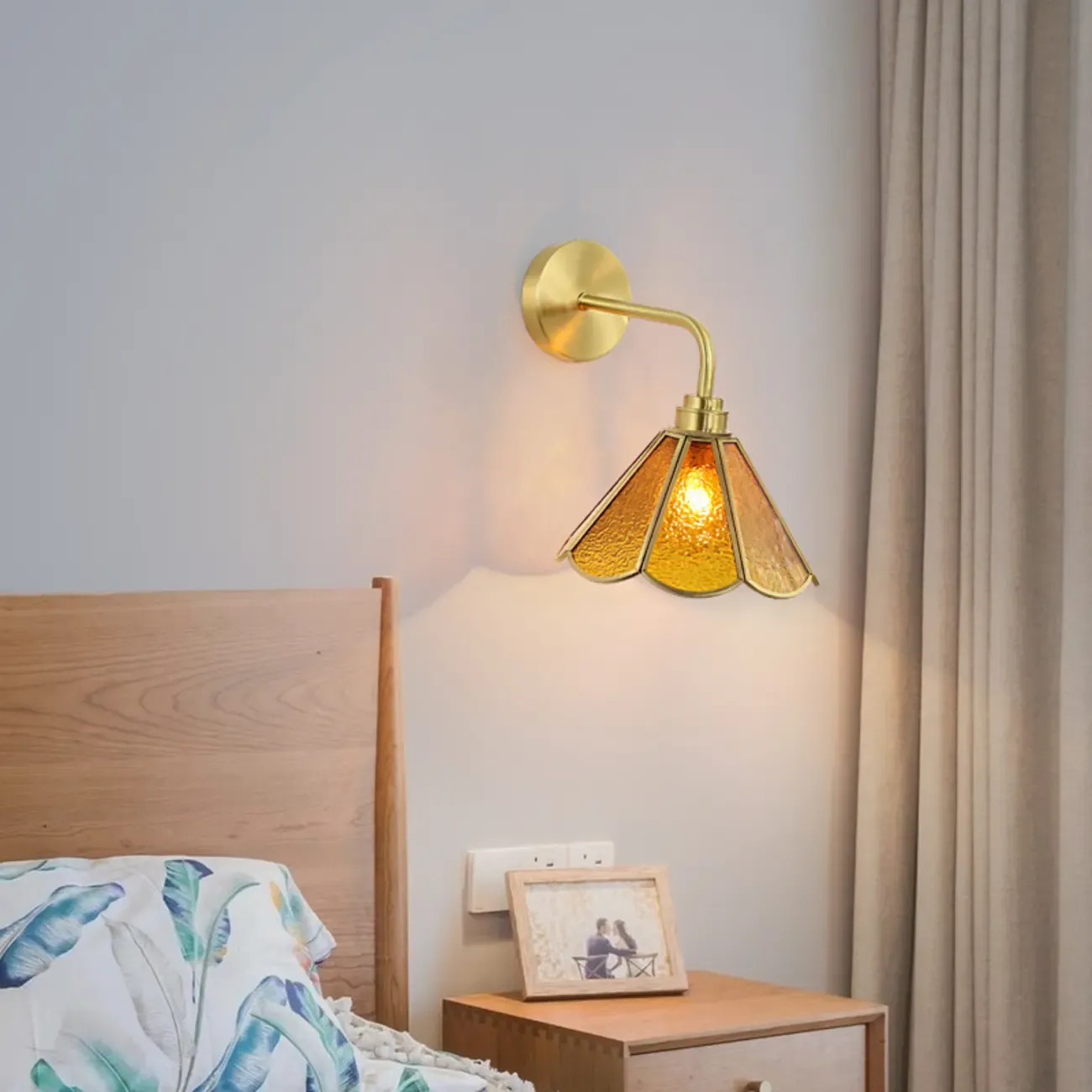 Modern Brass Geometric Glass Wall Light for Living Room Image - 6