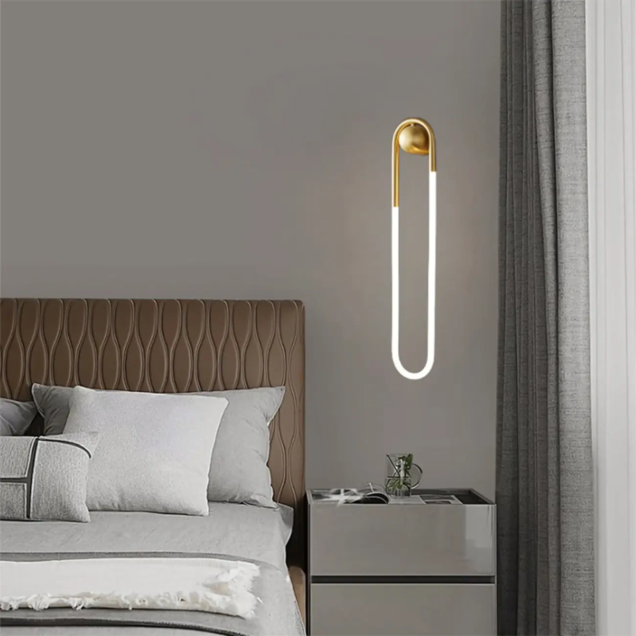 Modern Gold LED Oval Vanity Wall Light Image - 2 | homeyfad