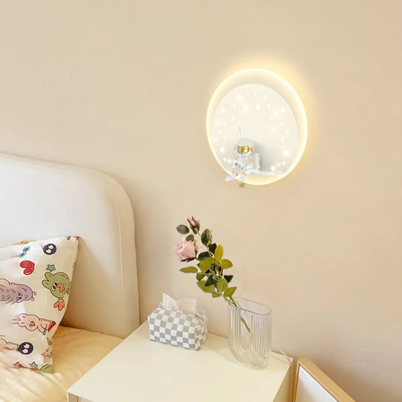 Kids Modern Geometric Alloy Wall Light with Acrylic Shade Image - 4 | homeyfad