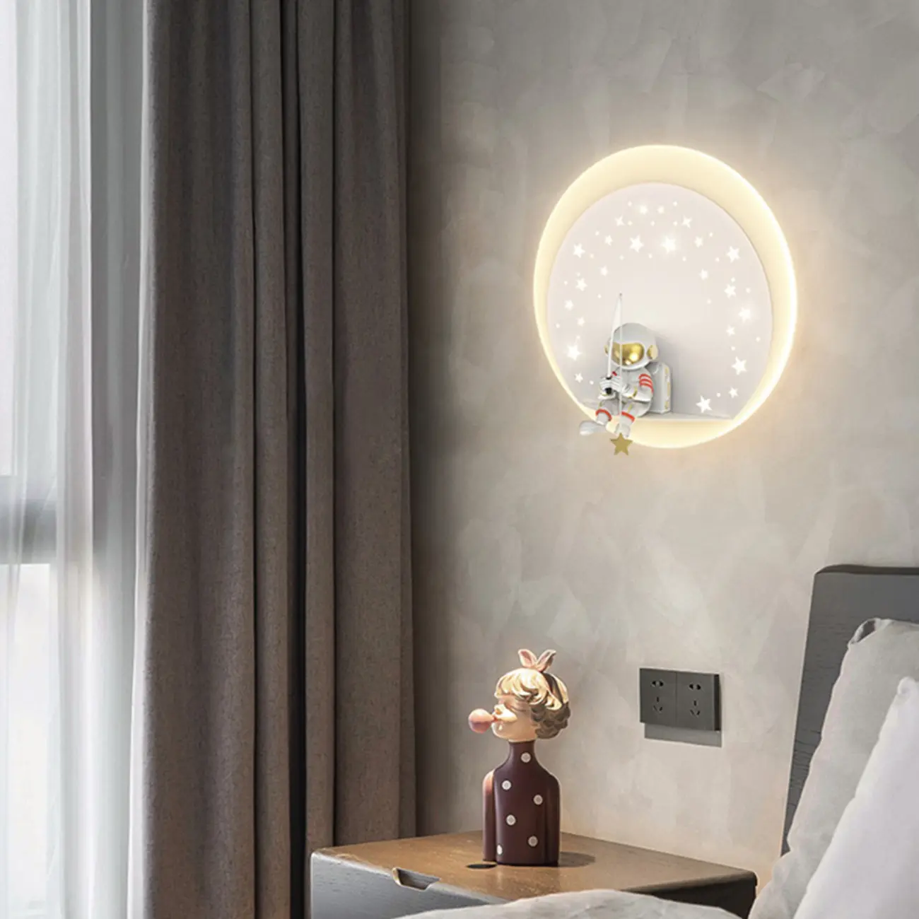 Kids Modern Geometric Alloy Wall Light with Acrylic Shade Image - 2 | homeyfad