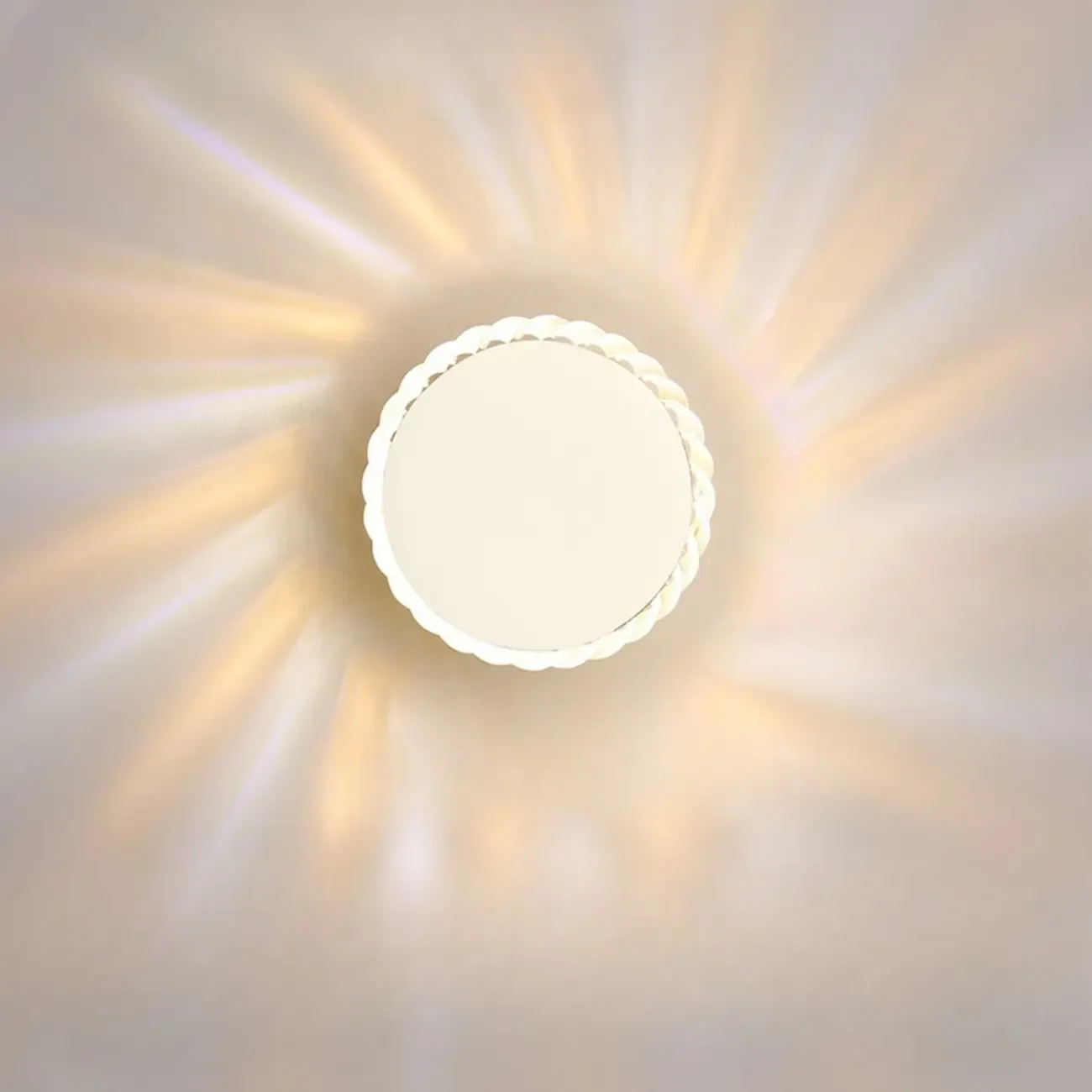 Minimalist Metal Round Sun-Shape Wall Sconce Image - 7
