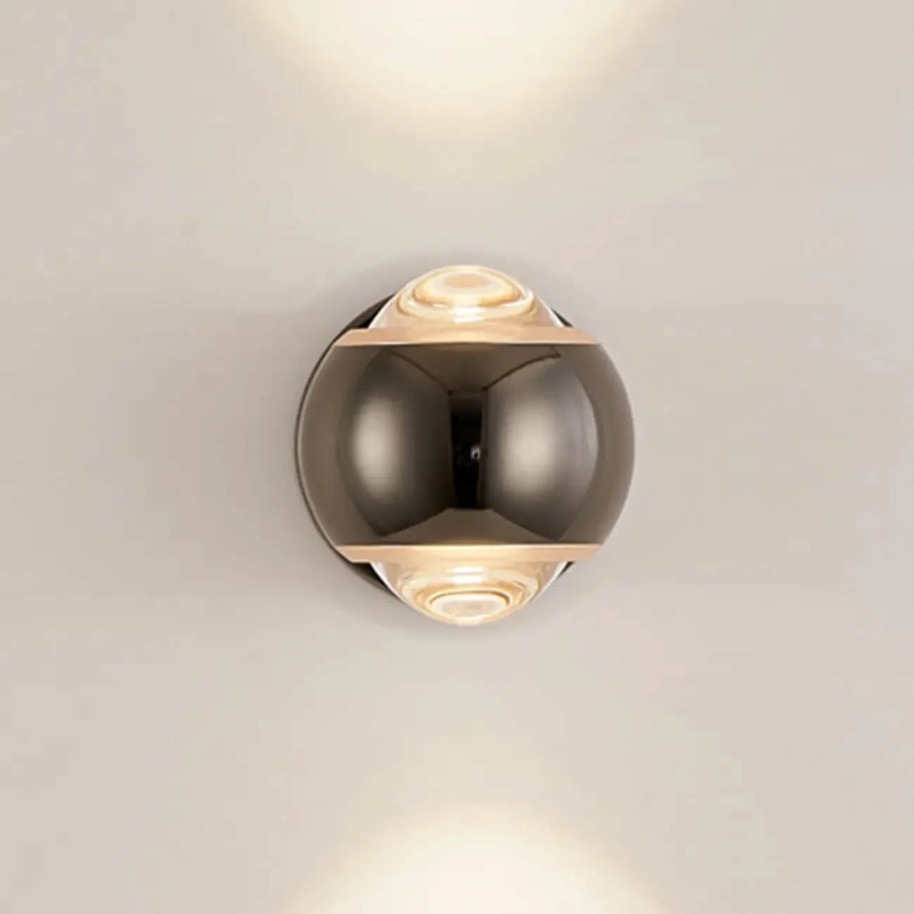 Art Decor Alloy and Crystal Wall Sconce Image - 9